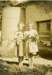 18652