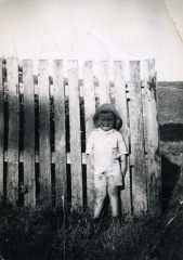 18654