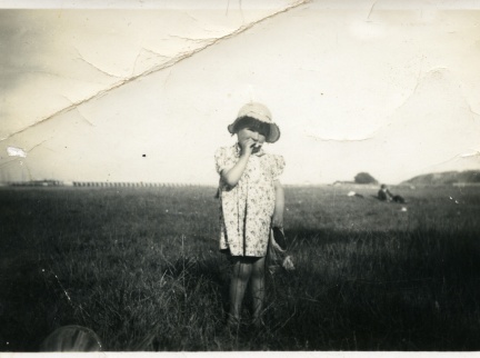 18662