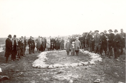 18610