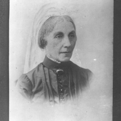 Henty family Portland