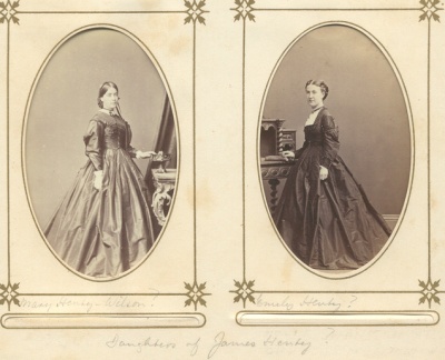 18811