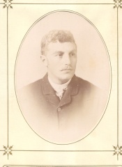 18834