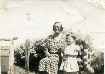 18661