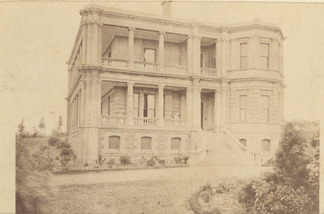 18841
